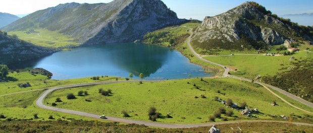 lagos de covadonga asturias